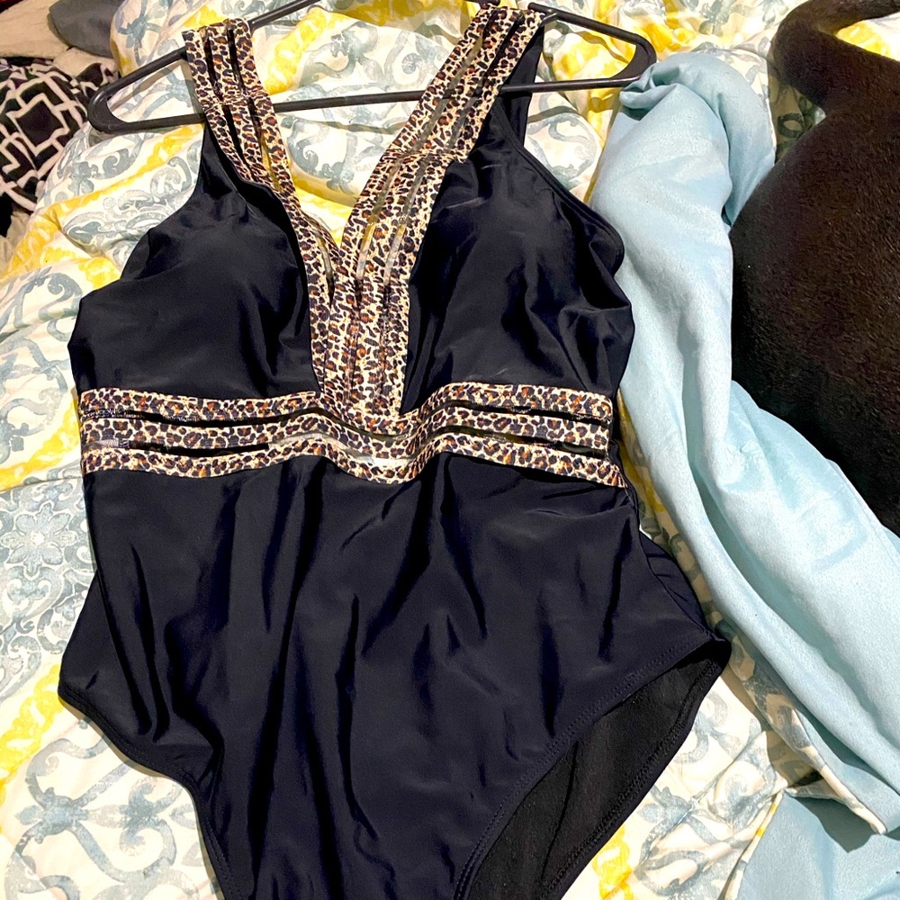 One piece swimsuit